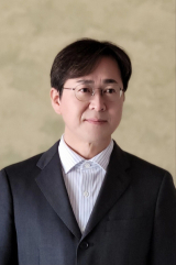 [부산일보/공감] 나는 반항한다. 그러므로 우리는 존재한다 - 이국환 한국어문학과 교수